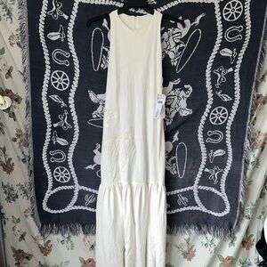 Dress To Elegant White Sleeveless Maxi Dress